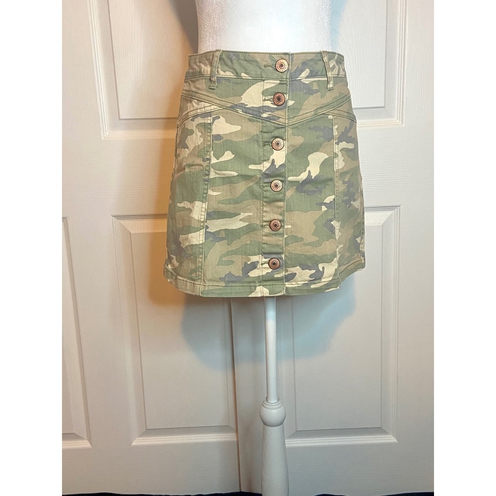 Forever 21 Camouflage Denim Mini Skirt Green Camo Button Front Size 27